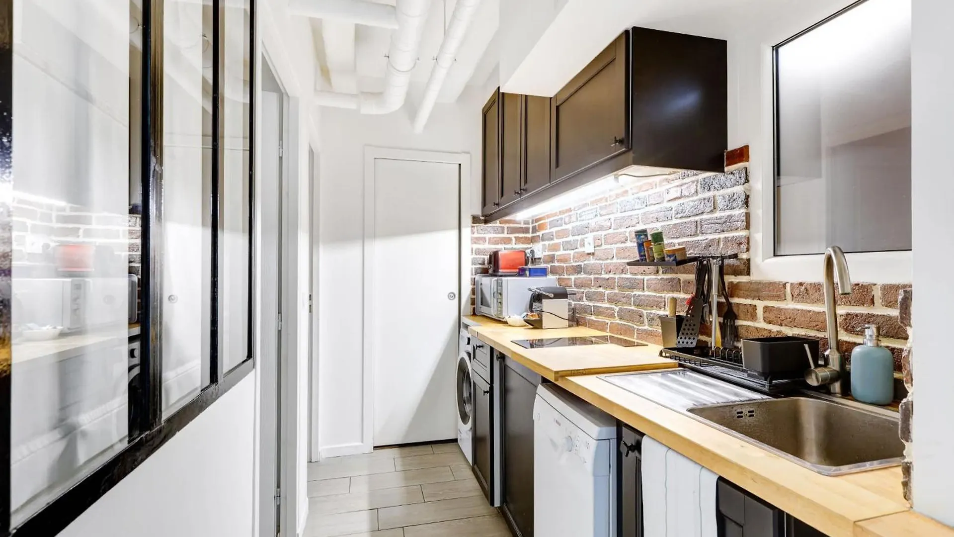 Maison Dartiste A Proximite De La Gare De Lyon 파리 아파트